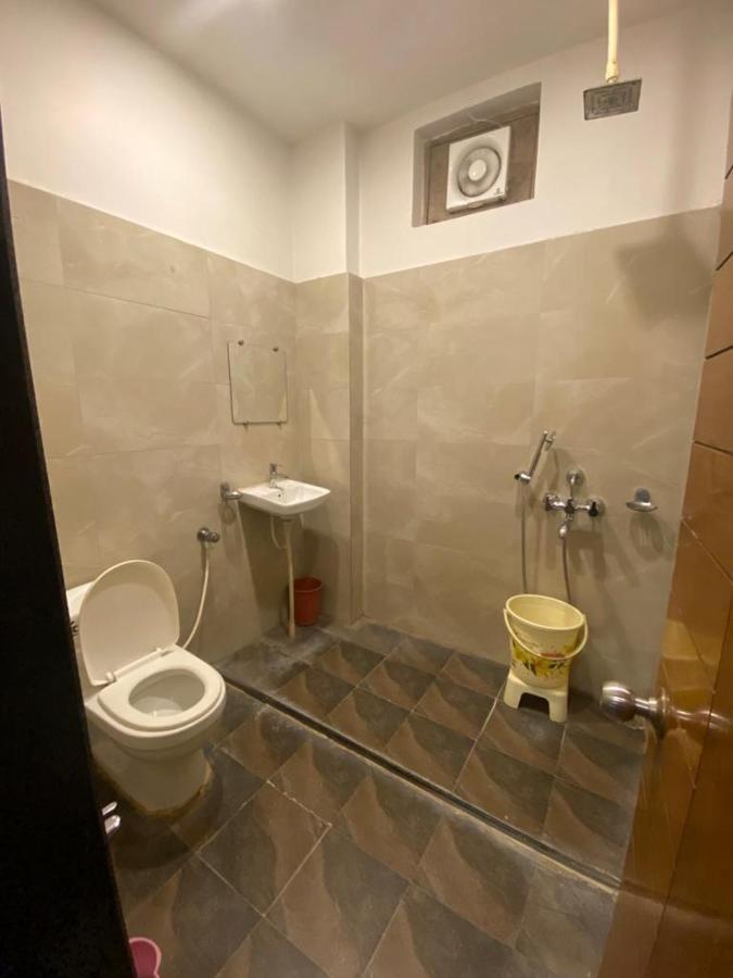 Hotel Raghupati Ayodhya Luaran gambar