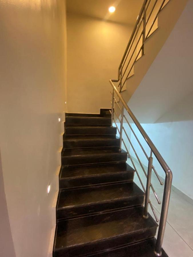 Hotel Raghupati Ayodhya Luaran gambar
